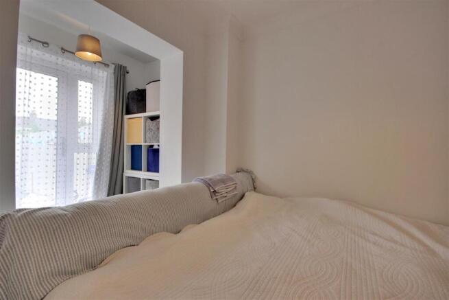 3 bed Terraced for sale Image 9