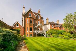 Warden Lodge, Austen Road, Guildford GU1 3NW