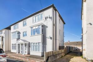 Flat 4, 6, Firbeck Avenue, Skegness PE25 3JY