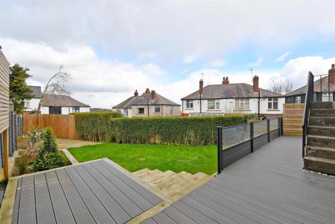3 bed Semi-Detached to rent Image 10