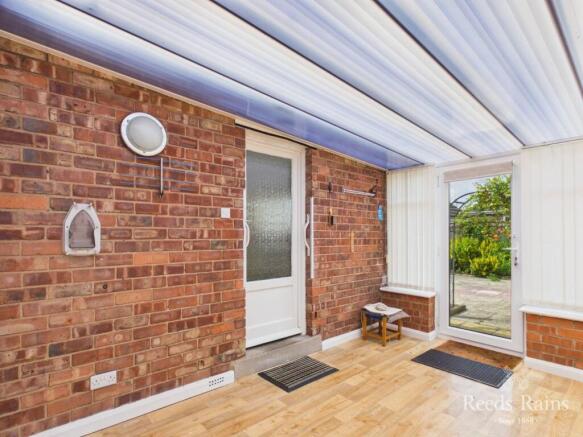 2 bed Bungalow for sale Image 6