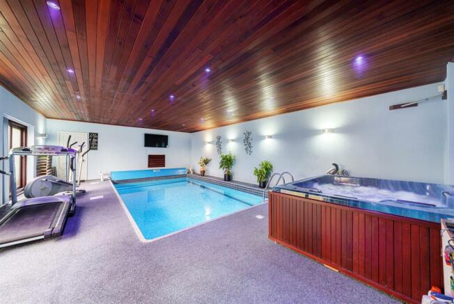 Leisure Suite