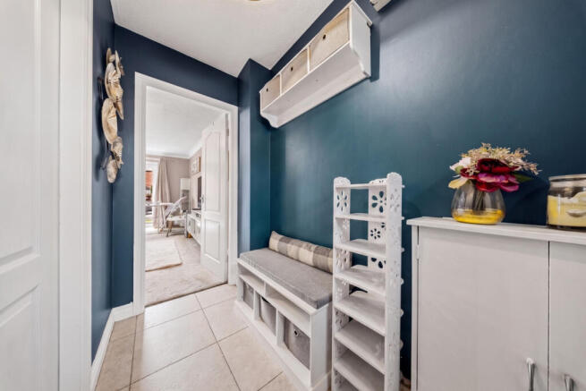 2 bed Terraced for sale Image 5