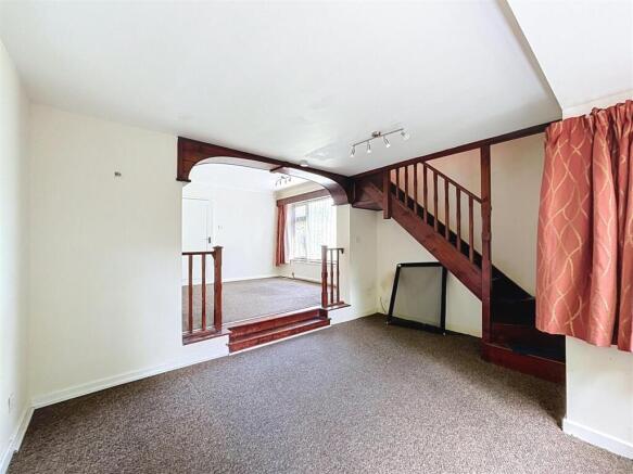 4 bed House for sale Image 9