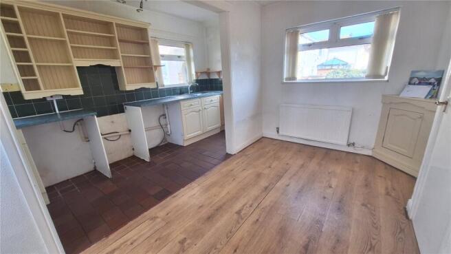 Ffordd Gwynedd, Llandudno, Conwy, LL30 photo 4