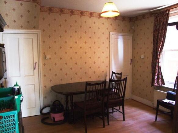 DINING ROOM X 2
