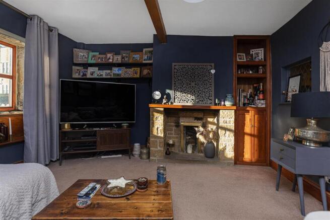 1 bed Terraced for sale Image 8