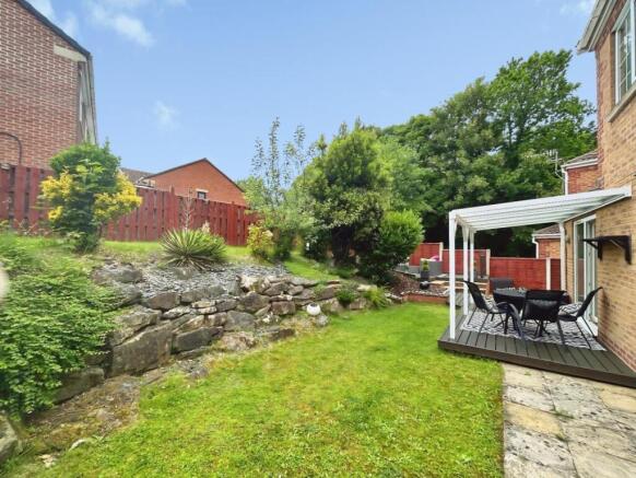 4 bed Detached for sale Image 4