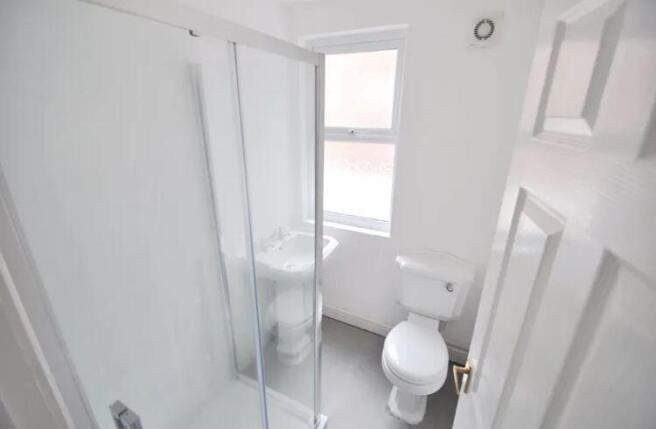 185 Bedford Road, Bootle, Merseyside, L20 2DR photo 5