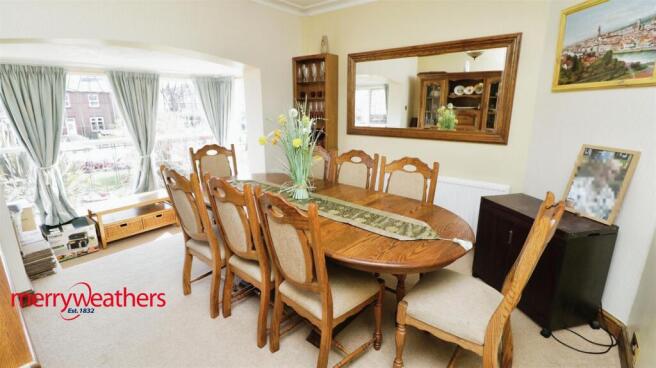 Dining Room / Sun Room