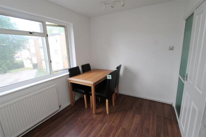 Dining Area.JPG