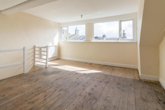 Bedroom 2 (Double)