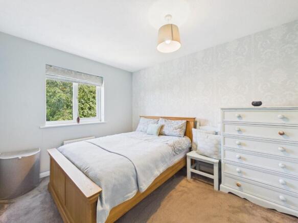 3 bed Town House for sale Image 11