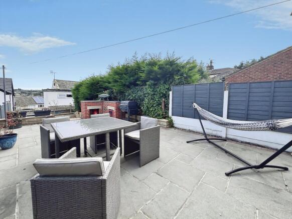 3 bed Town House for sale Image 9