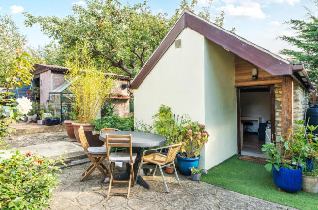 1356749-22-68e544...