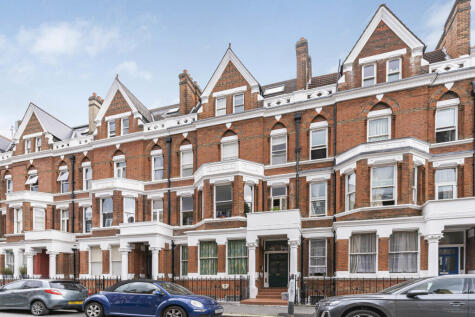 Addison Gardens, London, W14
