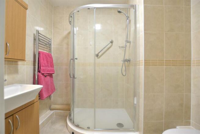 Shower Room.JPG