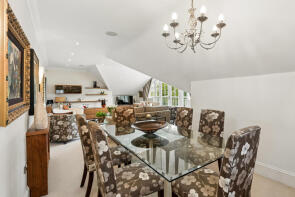 11, 30 Pinehurst, Uxbridge Road, Stanmore HA7 3LG