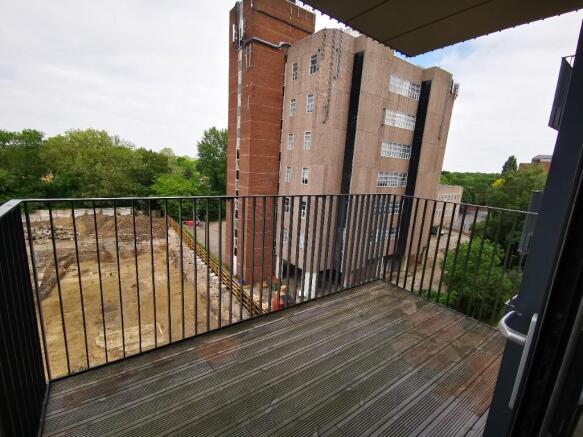 Photo 11