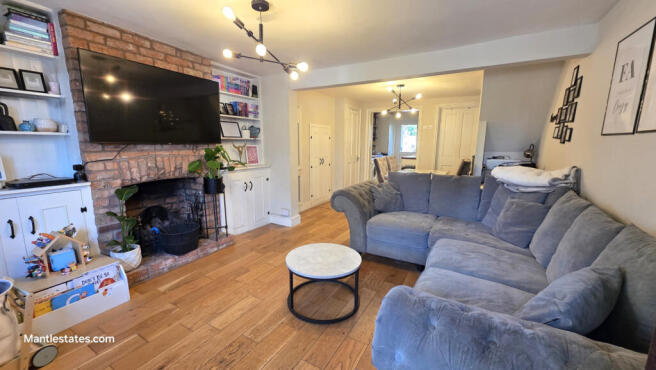 2 bed end terrace for sale London Road, Sawbridge