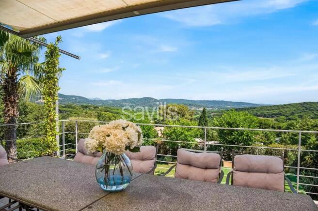 Modern House For Sale In Ramatuelle