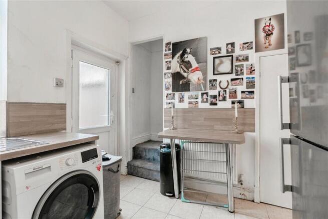 2 bed Terraced for sale Image 7