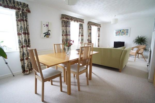 Lounge / Dining Room