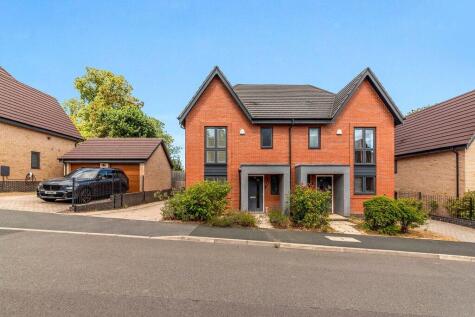 New House Farm Drive, Northfield, Birmingham, West Midlands, B31