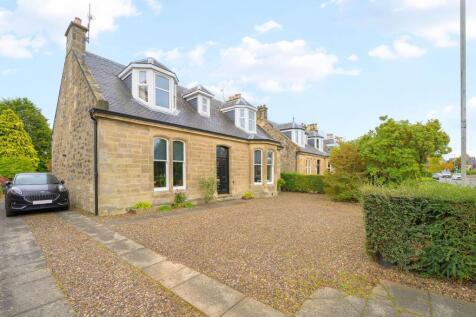 151 Bo'Ness Road Grangemouth FK3 9BS