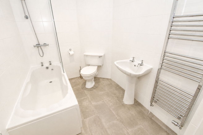 2 bed Terraced for sale Image 6