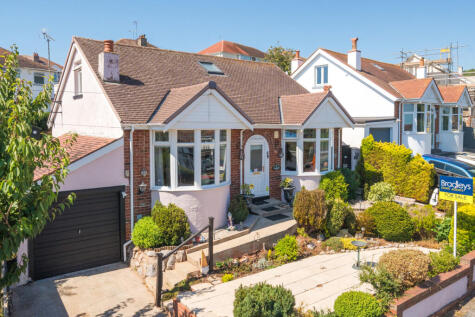 Hilton Crescent, Preston, Paignton, Devon, TQ3