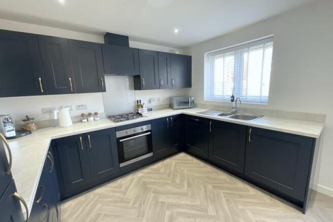 kitchen/dining room