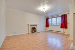 7, Barley Field, Brentwood CM15 0BB