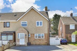 4, Walnut Close, Wayfield, Chatham ME5 0DT