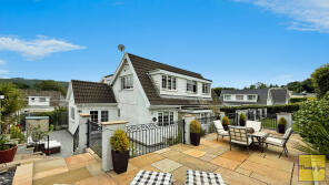 46, The Pines, Neath SA10 8AL