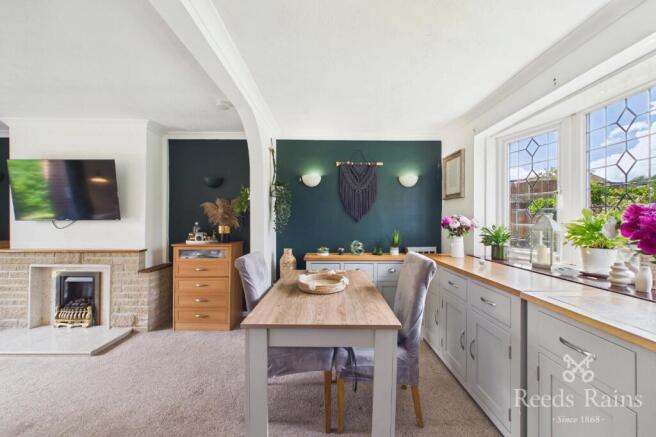 2 bed Semi-Detached for sale Image 6