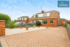 17, Longmeadows Drive, Grimsby DN37 7AQ