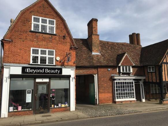 Shefford Town Cen...