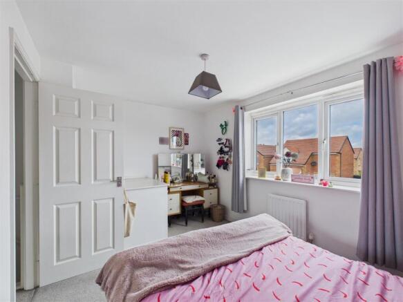 3 bed Detached for sale Image 8