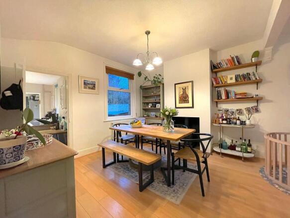 Living Room/Dining Room (1)