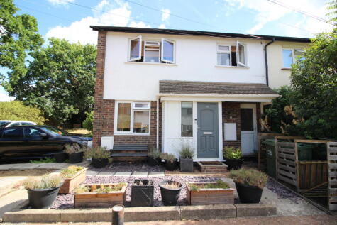 Green Lane, Worcester Park KT4