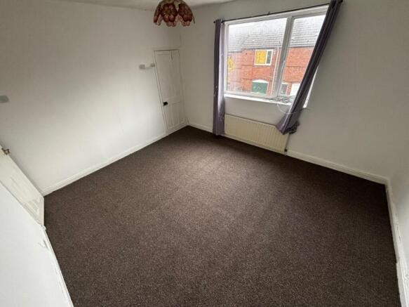 3 bed House to rent Image 8