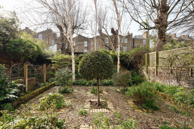 334056 - MP01546.jpg