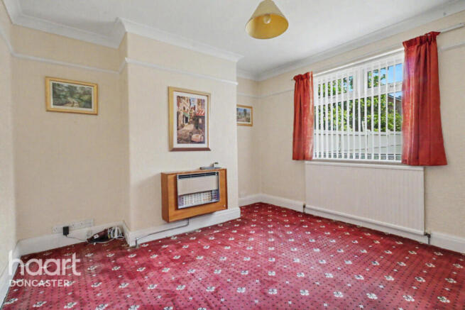 3 bed Semi-Detached for sale Image 11
