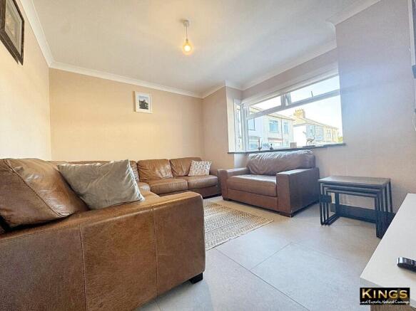 4 bed Semi-Detached for sale Image 6