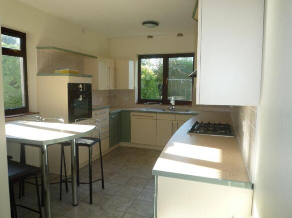 27 Cults Avenue - Kitchen