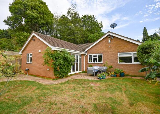 9 Sunny Hill Close-17.jpg
