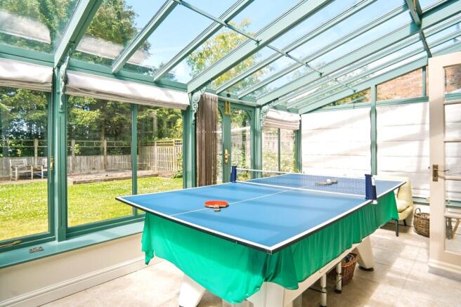 4 bed Semi-Detached for sale Image 10