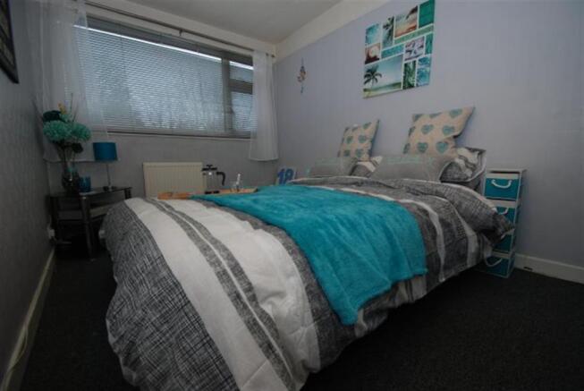 BEDROOM 5