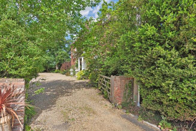 1 Grange Farmhouse, Hengrave [Entranceway] 01.jpg